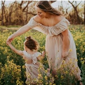 NEW | Bailey's Blossoms-  Nellie Ruffle Dress | Mommy & Me Set | Large & 3T